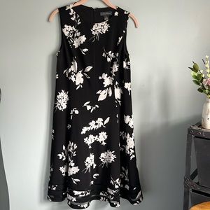 Jessica Howard dress size 10